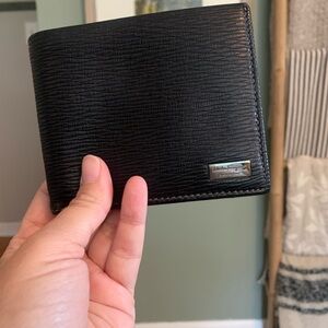 Salvatore Ferragamo Black Leather Card Holder Sleek Design